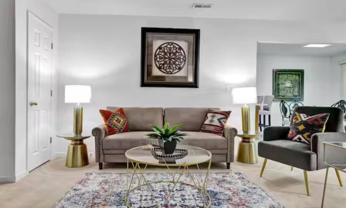 New Castle Casa | Charming 2-bedroom house with WiFi, AC in Center Point