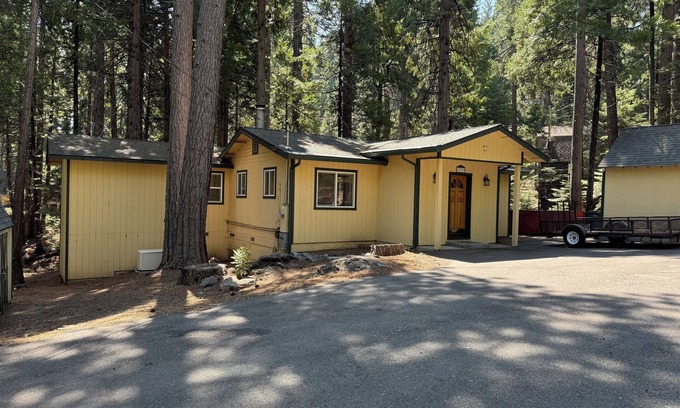 Cold Springs Cabina | Charming 2-bedroom cabin in Cold Springs