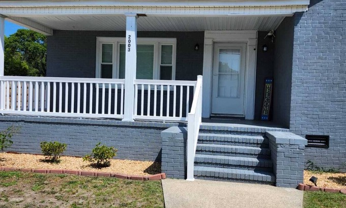 Fayetteville Casa | Charming 2-bedroom house in Fayetteville with AC, WiFi
