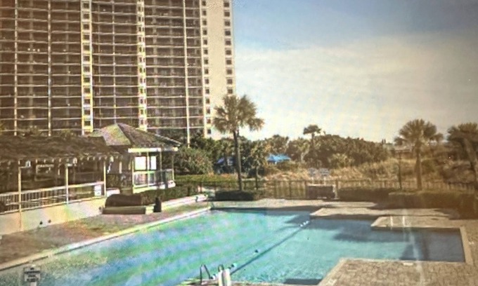 Briarcliffe Acres Condominio | Charming 2-bedroom condo with WiFi, AC in an oceanfront community