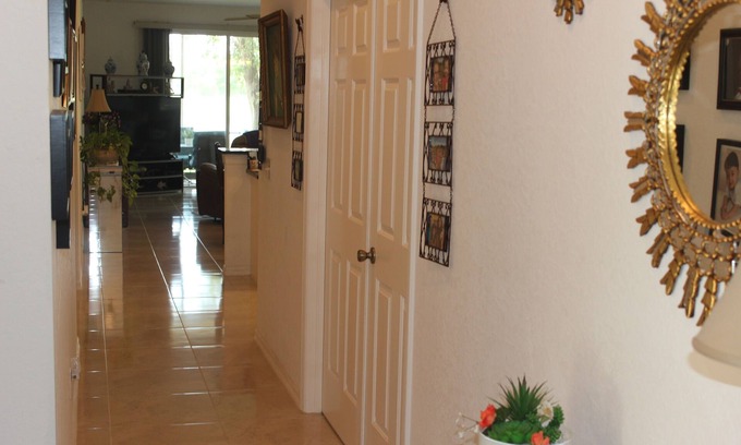 Harbour Heights Apartamento | Charming 2-bedroom apartment | beautiful lake front with WiFi in Punta Gorda