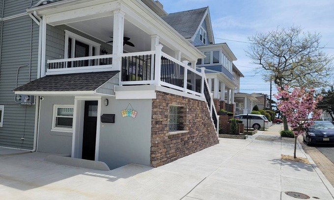 Ventnor City Apartamento | Charming 2-bedroom apartment with AC, WiFi in peaceful Ventnor City
