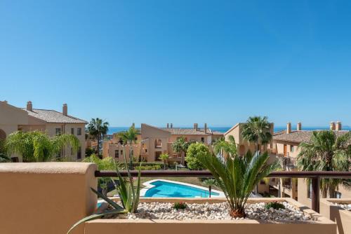 Nueva Milla de Oro Apartamento | Charming 2-Bedroom with Beautiful Sea Views