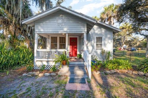 Melbourne Casa | Charming 2Bd 1Bth Cottage near River - Melwood