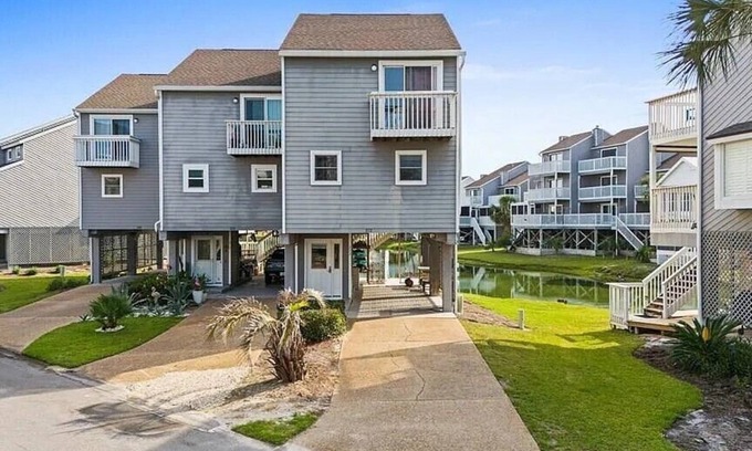 Port St. Joe Casa | Charming 2BR/2.5BA Gulf-Side Townhome in Barrier Dunes