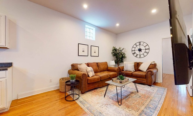 Smoketown Jackson Casa | Charming 2BR/2BA Near NuLu/Downtown Area Hospitals