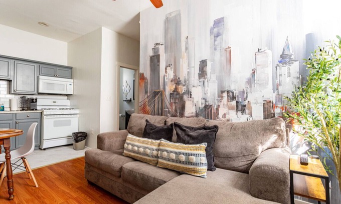 Constable Hook Apartamento | Charming 2BR (6 Beds) | Walk to NYC Transit