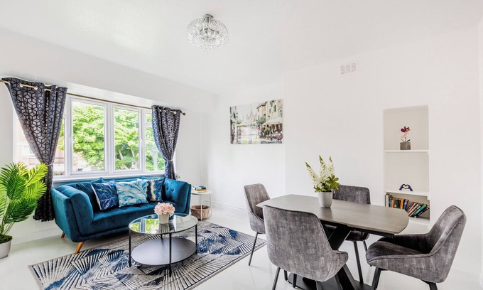 Latchmere Casa | Charming 2BR, Battersea, 7min Clapham Junction St.