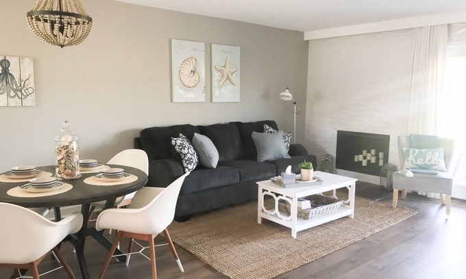 Avoca Casa | Encanto 2BR Lake Monroe Golf Condo IU Bloomington