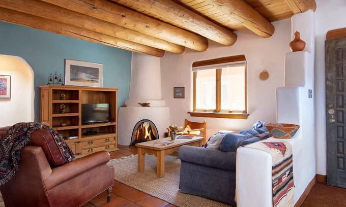 Santa Fe Apartamento | Charming 2BR Near Santa Fe Plaza