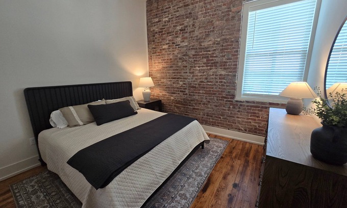 McMinnville Condominio | Charming 2BR suite in McMinnville, perfect for families or groups!