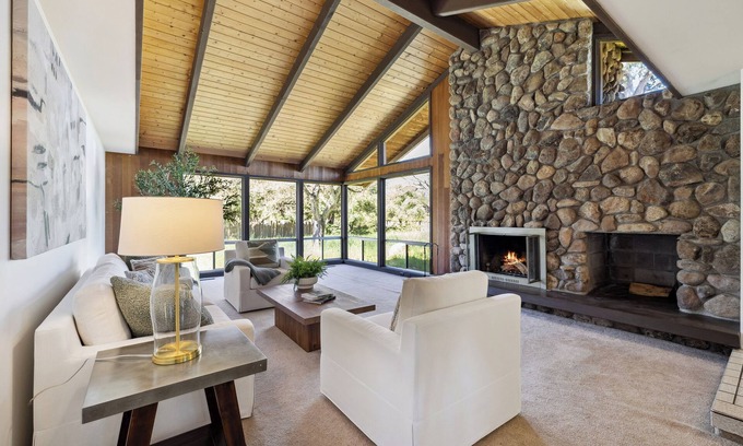 St. Helena Villa | Charming 3 Bdroom w/ a heated pool in the heart of wine country in Saint Helena.