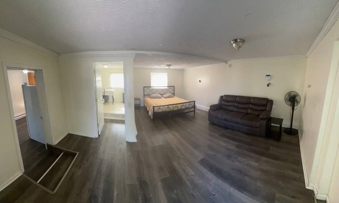 Goodlettsville Casa | Pintoresco 3 habitaciones 1. ¡5 baños para ti!
