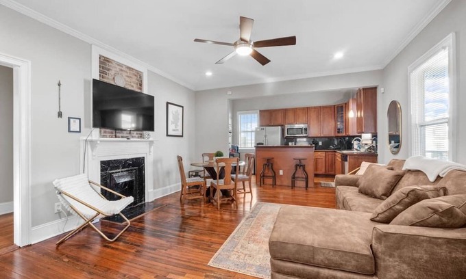 Charlotte Casa | Charming 3 Bed Bungalow Blocks from Uptown