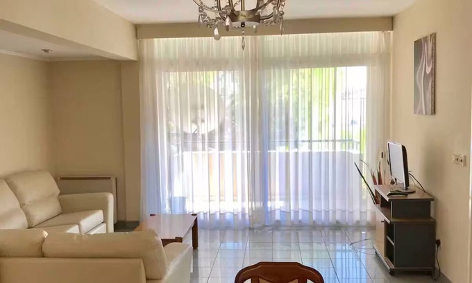 Egkomi Apartamento | Charming 3-bedroom apartment with AC, WiFi in delightful Egkomi Lefkosias