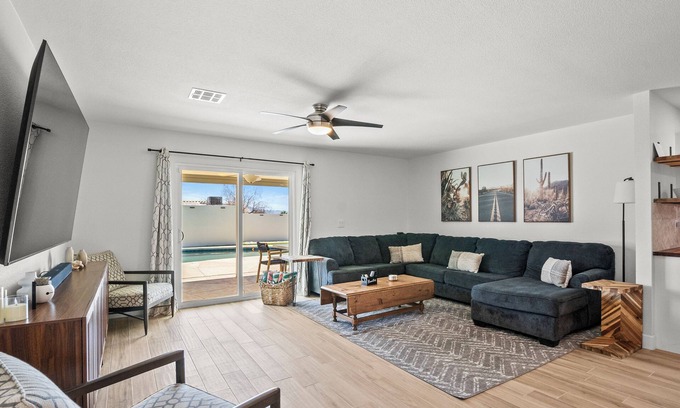 Lake Havasu City Casa | Charming 3-bedroom desert oasis with a pool!
