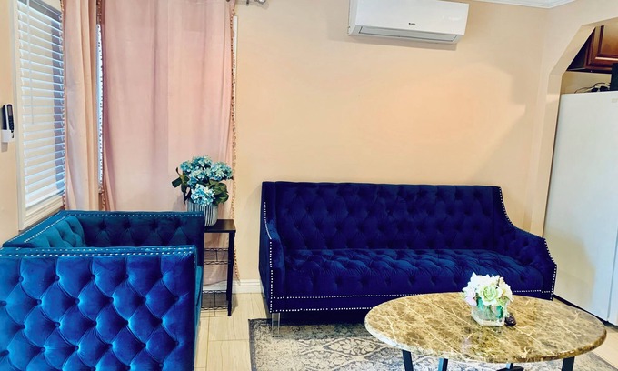 Bassett Casa | Charming 3-bedroom house with AC in Avocado Heights