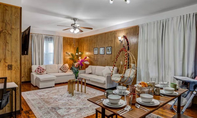 Niagara Falls Casa | Charming 3-bedroom house in gorgeous Niagara Falls with AC