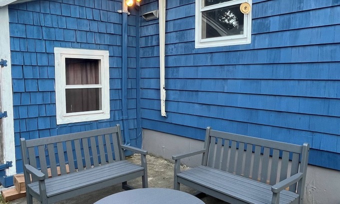 Winter Harbor Casa | Charming 3-bedroom 2-bath house in the heart of Winter Harbor with AC, WiFi.