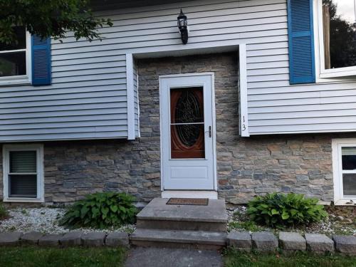 Old Orchard Beach Casa | Charming 3 Bedroom, 1 Bath home