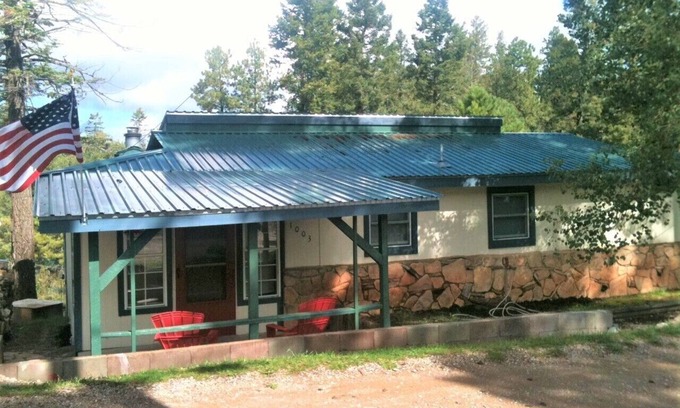 Cloudcroft Cabina | Charming 3-bedroom cabin in Cloudcroft