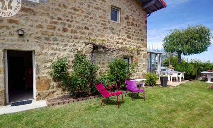 Marols Cabaña | Casa rural con encanto: jardín, chimenea, Wifi, ideal para familias en Marols