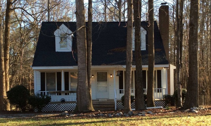 Knightdale Casa | Charming 3-bedroom house in welcoming Knightdale with AC