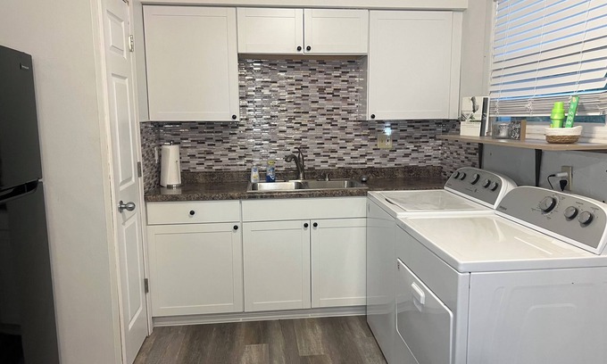 Davenport Casa | Charming 3-bedroom house with WiFi just 5 minutes from downtown!