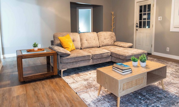 Hillsdale Casa | Charming 3-bedroom house in Hillsdale near the College