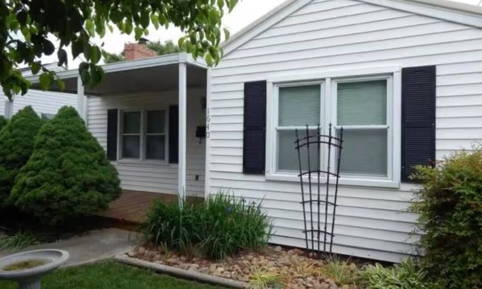 Kingsport Casa | Charming 3-bedroom house in Kingsport with AC, WiFi. Enjoy your stay