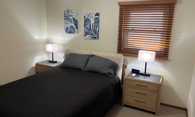 Milwaukee Casa | Charming 3-bedroom house with WiFi, AC in lovely Bay View
