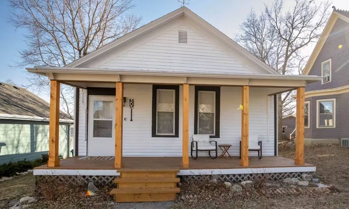 Fort Riley Casa | Charming 3-bedroom house in Wakefield with AC