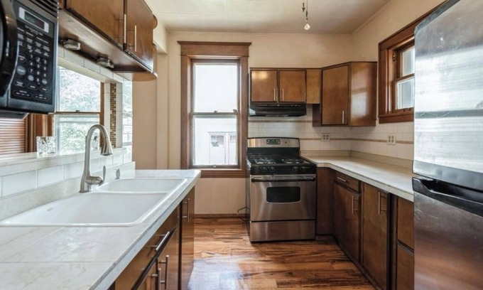 Woodstock Casa | Charming 3-bedroom house in cool Woodstock with AC, WiFi