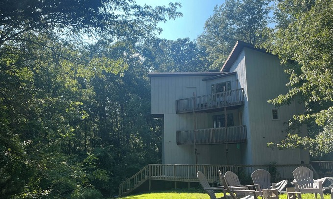 Cortland Casa | Charming 3-Bedroom Home on 13 Wooded Acres in Brown Country IN, Pet Friendly!