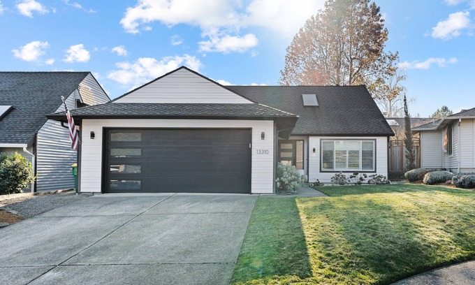 Bull Mountain Casa | Charming 3 bedroom home in Tigard.. Near Parks, Trails and Progress Ridge!
