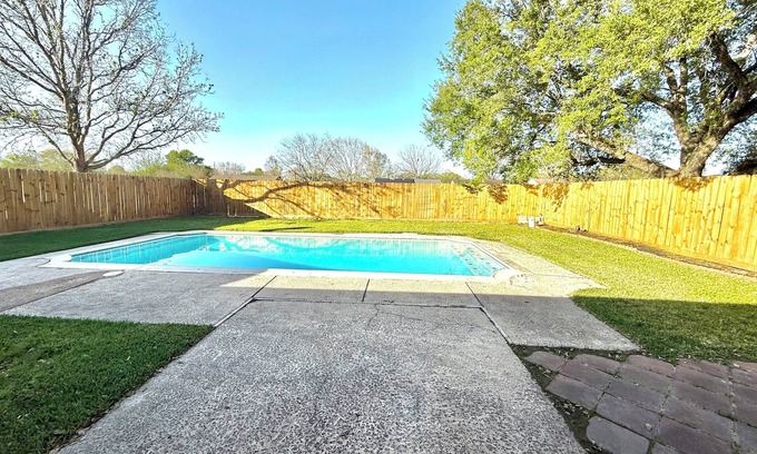 Richmond Casa | Charming 3-bedroom house with its own private pool