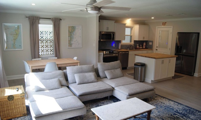 St. Marys Casa | Charming 3-bedroom house in St. Marys with AC, WiFi