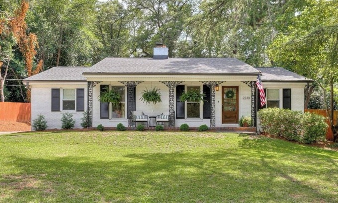 Summerville Casa | Charming 3-bedroom house 2.5 miles from Augusta National Golf Club