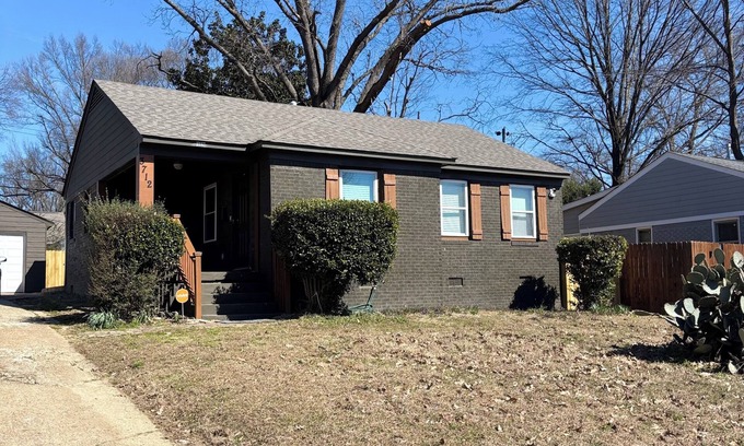 Memphis Casa | Charming 3-bedroom house with WiFi and AC in the fabulous Memphis.