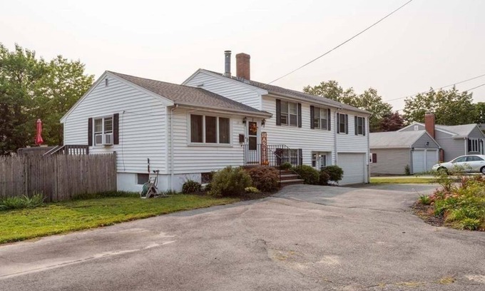 Peabody Casa | Charming 3-bedroom house in delightful Peabody