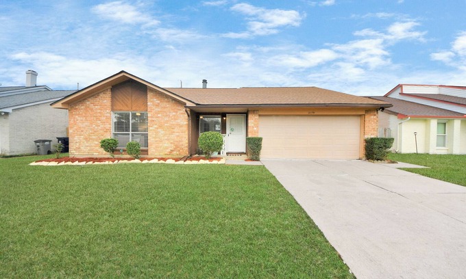 Barker Casa | Charming 3-bedroom house in lovely Katy with WiFi, sleeps 8