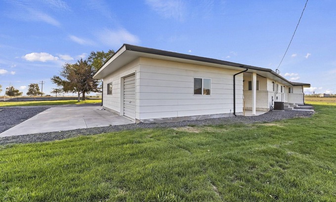 Filer Casa | Charming 3-bedroom house in Filer with WiFi and AC