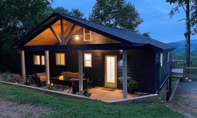 Unaka Casa | Charming 3-bedroom house in Bear Paw - Lake Hiwassee, Murphy-Starlink