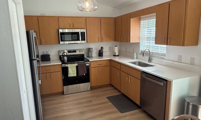 Fellowship Casa | Charming 3-bedroom house a short drive from WEC, downtown Ocala, and shopping!