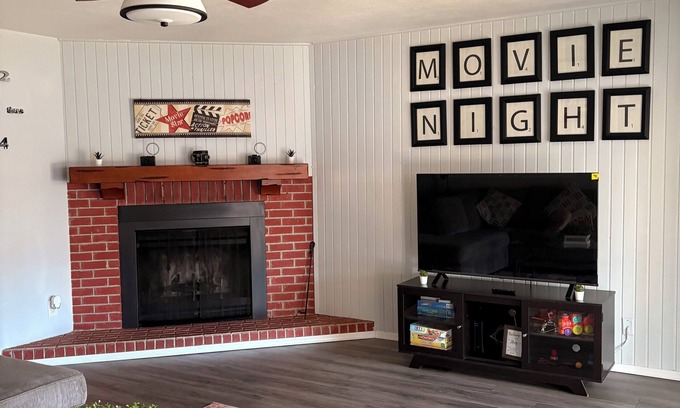 Yuma Casa | CHARMING 3-BEDROOM HOUSE WITH AC AND WiFi CENTRALLY LOCATED IN YUMA