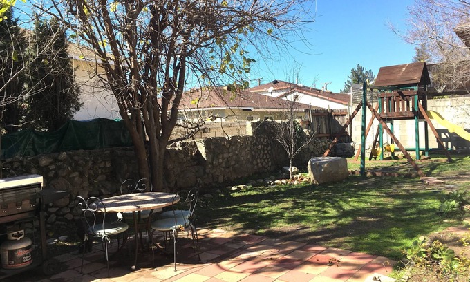 Crescenta Highlands Casa | Encantador 3 dormitorios en la hermosa La Crescenta / Montrose