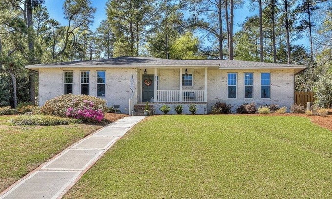 Murray Hill Casa | Charming 3 bedroom Masters rental, less than 2 miles from Augusta Nationals!