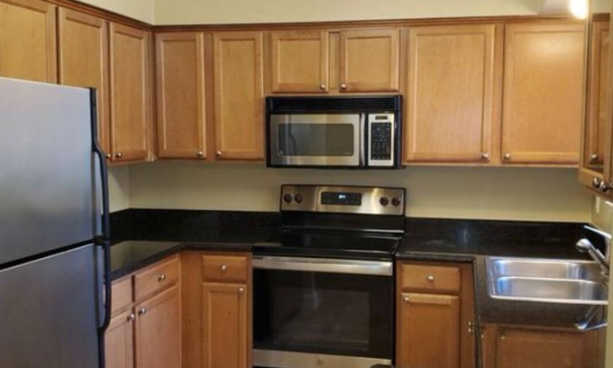 San Ramon Casa | Charming 3-bedroom townhome in lovely San Ramon with AC