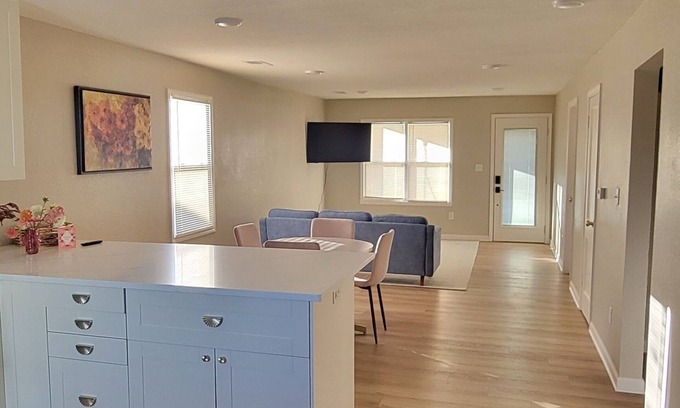 Baldwin City Casa | Charming 3-bedroom house in Baldwin City