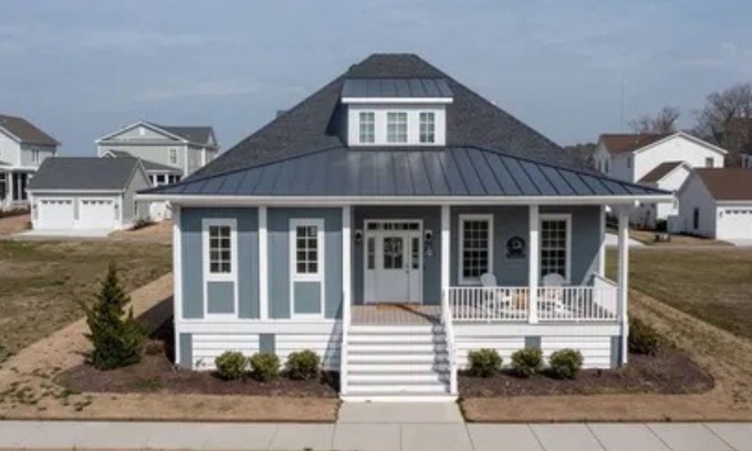 Cape Charles Casa | Charming 3 bedroom beach house in Cape Charles, VA